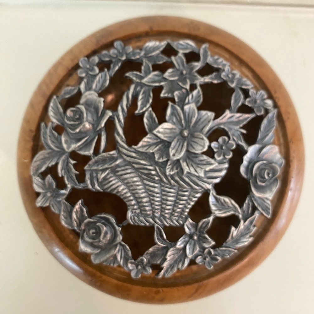 Vintage Signed Hand Crafted Wood Potpourri Bowl W/Pewter Cover Basket Flowers